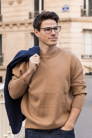 ALEX V  image-12