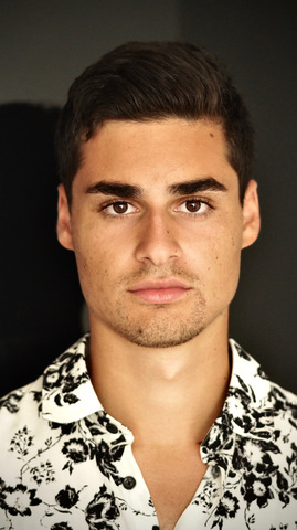 JOHAN S image-1
